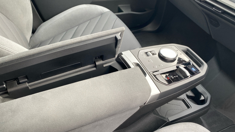 BMW iX 400kW xDrive60 M Sport 112kWh 5dr Auto [Skylounge] Electric Estate